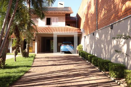 Casa à venda com 350m², 3 quartos e 2 vagasEntrada