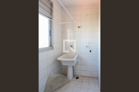 Apartamento à venda com 70m², 3 quartos e 2 vagas Apartamento à venda com 70m², 3 quartos e 2 vagasLavanderia