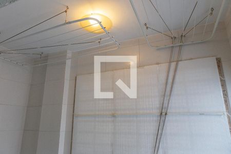 Casa à venda com 220m², 3 quartos e 2 vagas Casa à venda com 220m², 3 quartos e 2 vagasÁrea de Serviço