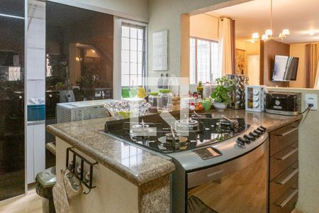 Casa à venda com 220m², 3 quartos e 2 vagas Casa à venda com 220m², 3 quartos e 2 vagasCozinha