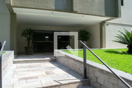 Apartamento à venda com 185m², 4 quartos e 2 vagas Apartamento à venda com 185m², 4 quartos e 2 vagasÁrea comum