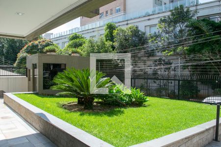 Apartamento à venda com 185m², 4 quartos e 2 vagas Apartamento à venda com 185m², 4 quartos e 2 vagasÁrea comum