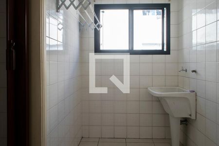 Apartamento à venda com 185m², 4 quartos e 2 vagas Apartamento à venda com 185m², 4 quartos e 2 vagasÁrea de Serviço