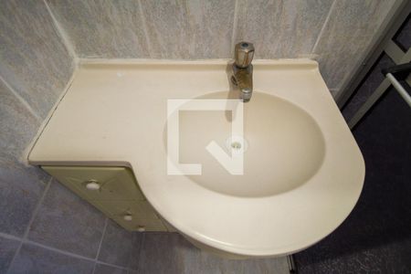 Apartamento à venda com 70m², 2 quartos e 1 vaga Apartamento à venda com 70m², 2 quartos e 1 vagaBanheiro