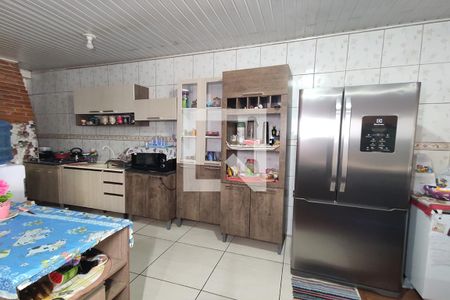 Casa à venda com 120m², 2 quartos e 2 vagas Casa à venda com 120m², 2 quartos e 2 vagasCozinha