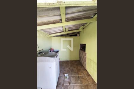 Casa à venda com 120m², 3 quartos e 2 vagas Casa à venda com 120m², 3 quartos e 2 vagasÁrea de Serviço