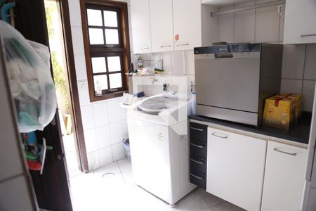 Casa à venda com 154m², 3 quartos e 4 vagasÁrea de Serviço