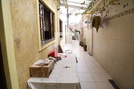 Casa à venda com 154m², 3 quartos e 4 vagasQuintal