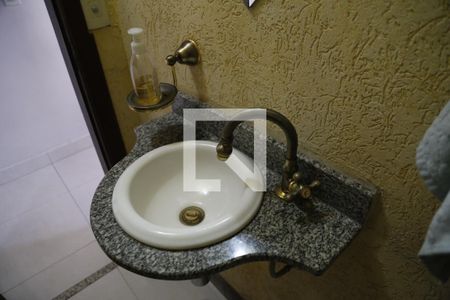 Casa à venda com 154m², 3 quartos e 4 vagasLavabo