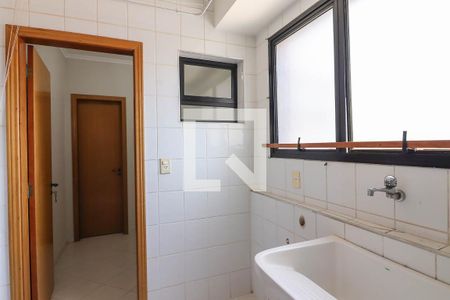Apartamento para alugar com 147m², 4 quartos e 2 vagas Apartamento para alugar com 147m², 4 quartos e 2 vagasLavanderia