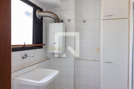 Apartamento para alugar com 147m², 4 quartos e 2 vagas Apartamento para alugar com 147m², 4 quartos e 2 vagasLavanderia