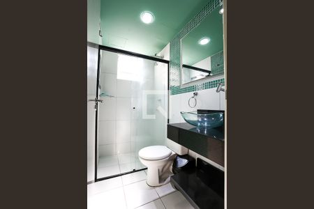 Banheiro de apartamento para alugar com 2 quartos, 46m² em Parque Munhoz, São Paulo