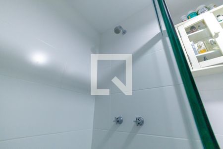 Apartamento à venda com 165m², 4 quartos e 2 vagas Apartamento à venda com 165m², 4 quartos e 2 vagasBanheiro 2