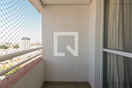 Varanda  de apartamento para alugar com 2 quartos, 67m² em Vila Azevedo, São Paulo
