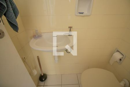 Apartamento à venda com 110m², 3 quartos e 1 vaga Apartamento à venda com 110m², 3 quartos e 1 vagaBanheiro de Serviço