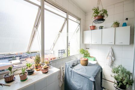 Apartamento à venda com 110m², 3 quartos e 1 vaga Apartamento à venda com 110m², 3 quartos e 1 vagaÁrea de Serviço