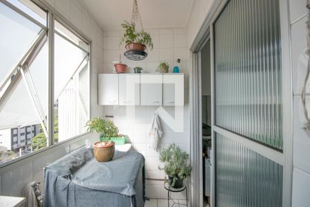 Apartamento à venda com 110m², 3 quartos e 1 vaga Apartamento à venda com 110m², 3 quartos e 1 vagaÁrea de Serviço