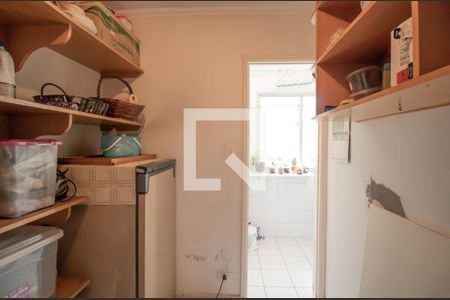 Apartamento à venda com 110m², 3 quartos e 1 vaga Apartamento à venda com 110m², 3 quartos e 1 vagaQuarto de Serviço