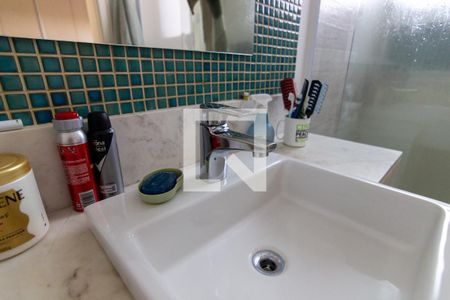 Casa de condomínio para alugar com 412m², 5 quartos e 4 vagas Casa de condomínio para alugar com 412m², 5 quartos e 4 vagasBanheiro da Suíte 2