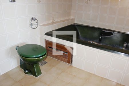 Casa para alugar com 361m², 5 quartos e 3 vagasBanheiro da Suite 1