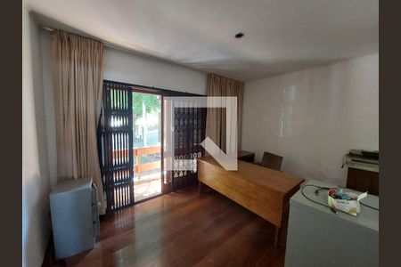 Casa para alugar com 361m², 5 quartos e 3 vagasEscritório