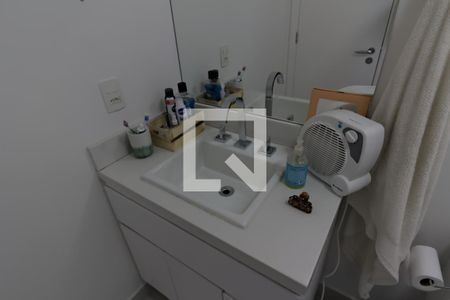 Apartamento para alugar com 72m², 2 quartos e 2 vagas Apartamento para alugar com 72m², 2 quartos e 2 vagasBanheiro da Suíte