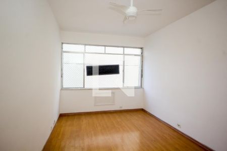 Apartamento à venda com 65m², 2 quartos e 1 vagaSala
