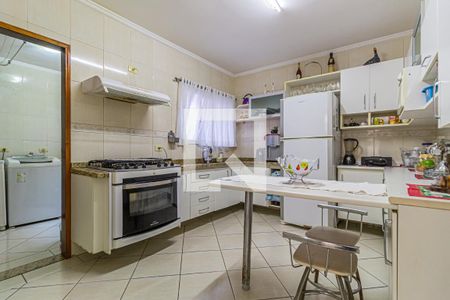 Casa à venda com 150m², 3 quartos e 5 vagas Casa à venda com 150m², 3 quartos e 5 vagasCozinha