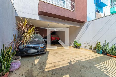Casa à venda com 150m², 3 quartos e 5 vagas Casa à venda com 150m², 3 quartos e 5 vagasGaragem