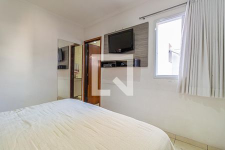 Casa à venda com 150m², 3 quartos e 5 vagas Casa à venda com 150m², 3 quartos e 5 vagasSuite