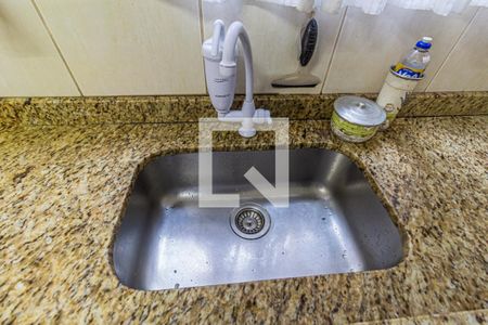 Casa à venda com 150m², 3 quartos e 5 vagas Casa à venda com 150m², 3 quartos e 5 vagasCozinha - Pia