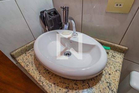 Casa à venda com 150m², 3 quartos e 5 vagas Casa à venda com 150m², 3 quartos e 5 vagasBanheiro - Pia