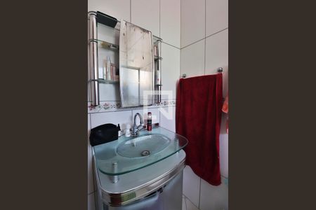 Casa à venda com 125m², 3 quartos e 2 vagasBanheiro da Suíte