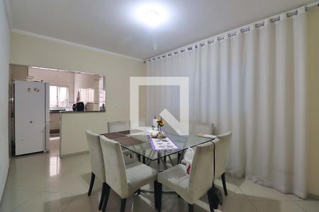 Casa à venda com 125m², 3 quartos e 2 vagasCopa