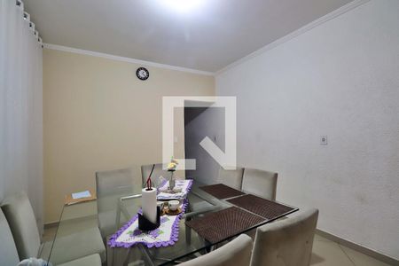 Casa à venda com 125m², 3 quartos e 2 vagasCopa