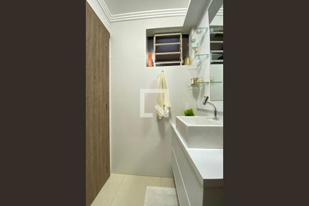 Apartamento à venda com 110m², 3 quartos e sem vagaBanheiro 2 