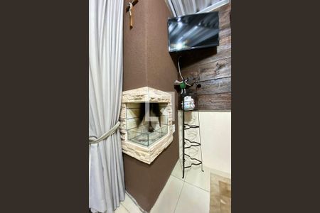 Apartamento à venda com 110m², 3 quartos e sem vagaLareira