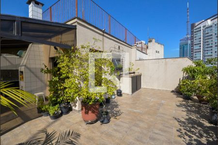 Apartamento à venda com 270m², 3 quartos e 4 vagas Apartamento à venda com 270m², 3 quartos e 4 vagasCobertura