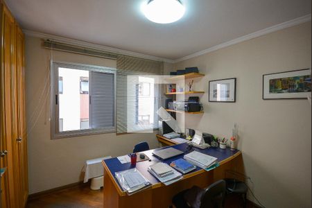 Apartamento à venda com 270m², 3 quartos e 4 vagas Apartamento à venda com 270m², 3 quartos e 4 vagasQuarto 1