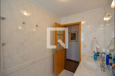 Apartamento à venda com 270m², 3 quartos e 4 vagas Apartamento à venda com 270m², 3 quartos e 4 vagasSuite Quarto 2