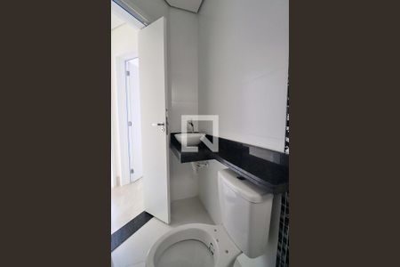 Apartamento à venda com 43m², 2 quartos e 1 vagaBanheiro Social