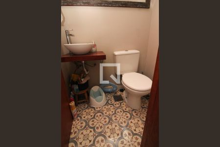 Casa de condomínio à venda com 137m², 3 quartos e 2 vagas Casa de condomínio à venda com 137m², 3 quartos e 2 vagasLavabo