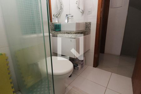 Casa de condomínio à venda com 137m², 3 quartos e 2 vagas Casa de condomínio à venda com 137m², 3 quartos e 2 vagasBanheiro Social