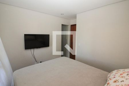 Casa de condomínio à venda com 137m², 3 quartos e 2 vagas Casa de condomínio à venda com 137m², 3 quartos e 2 vagasQuarto Suíte