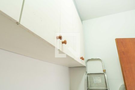 Apartamento à venda com 140m², 3 quartos e 2 vagas Apartamento à venda com 140m², 3 quartos e 2 vagasQuarto de Serviço