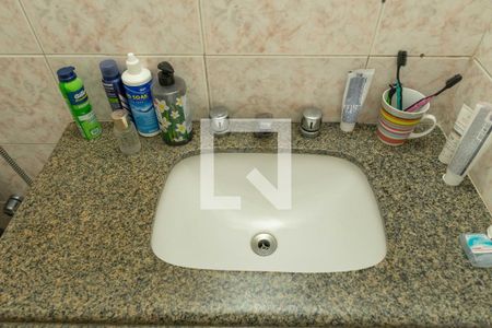 Apartamento à venda com 140m², 3 quartos e 2 vagas Apartamento à venda com 140m², 3 quartos e 2 vagasBanheiro da Suíte