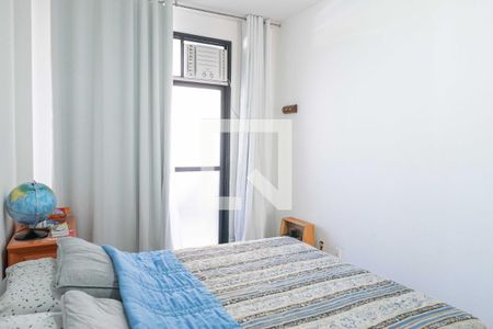 Apartamento à venda com 140m², 3 quartos e 2 vagas Apartamento à venda com 140m², 3 quartos e 2 vagasSuíte