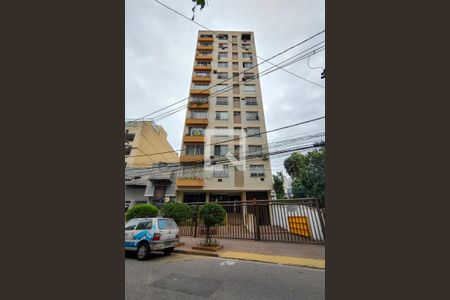 Apartamento à venda com 72m², 2 quartos e 1 vaga Apartamento à venda com 72m², 2 quartos e 1 vagaFachada do Prédio
