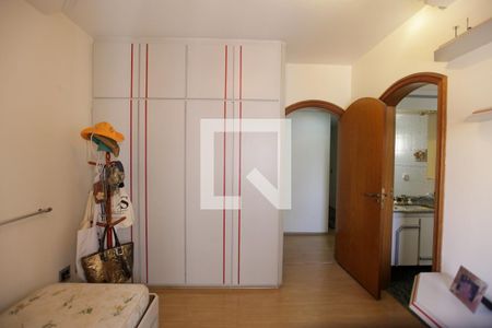 Apartamento à venda com 211m², 3 quartos e 3 vagasSuíte 2