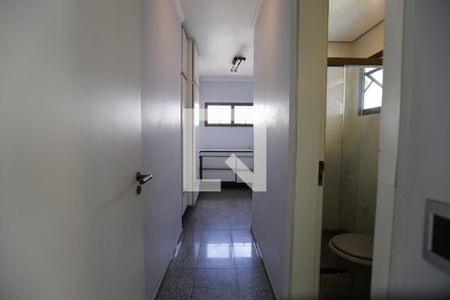 Apartamento à venda com 211m², 3 quartos e 3 vagasQuarto de Serviço